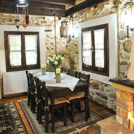To Archontiko Stawrupoli