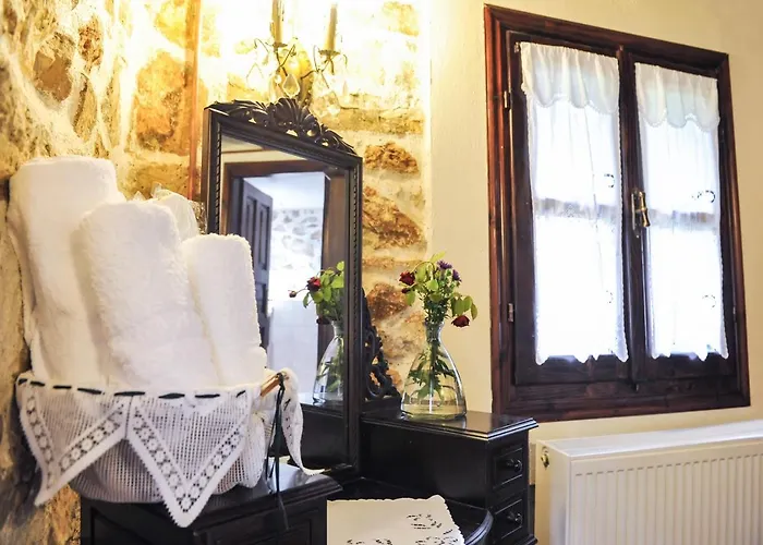 To Archontiko Guesthouse Villa Guest house Stavroupoli