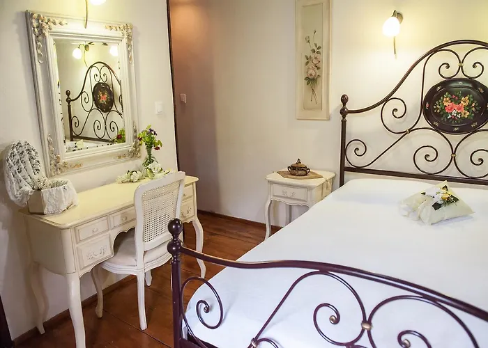 To Archontiko Guesthouse Villa Guest house Stavroupoli