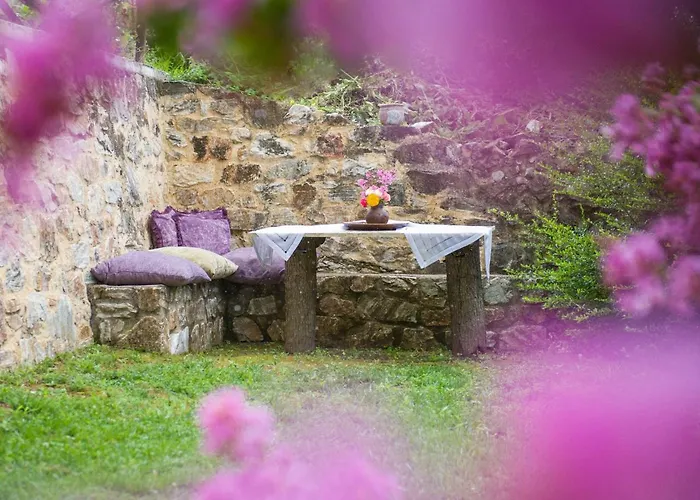 To Archontiko 4* Ставруполис